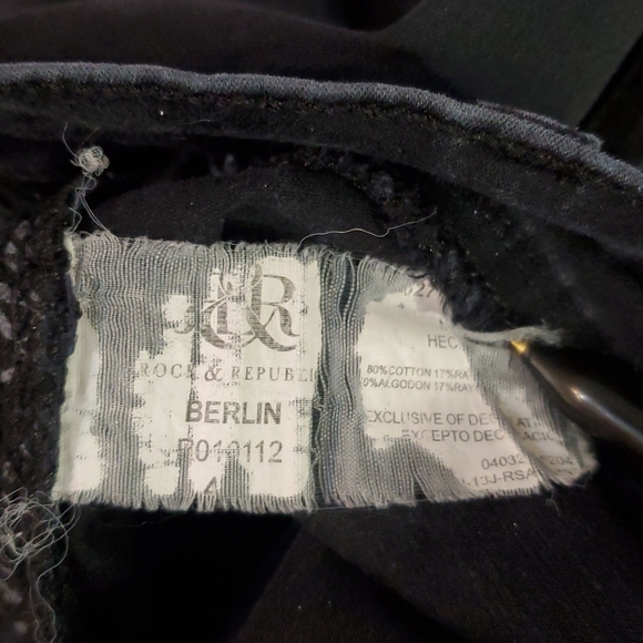 Rock & Republic Women's Black Stretch Denim Berlin Tuxedo Stripe Jeans Size 4 - Picture 8 of 8